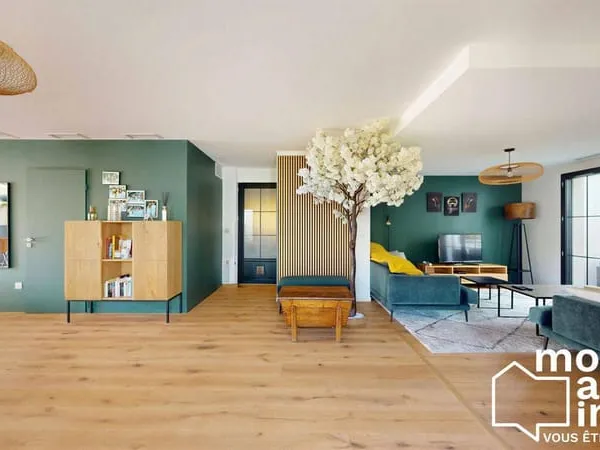 Maison 7 pièces 211 m²
