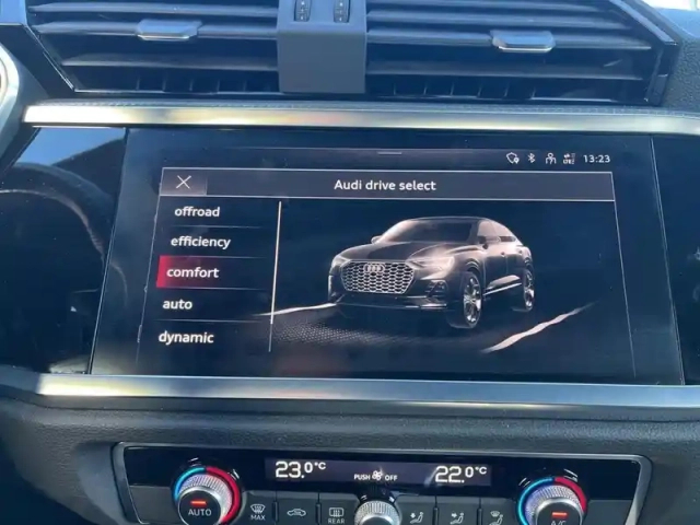 Audi Q3 sportback 35 tdi 150 ch s tronic 7 — photo 31