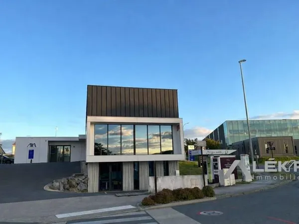 Bureaux 4 pièces 74 m²