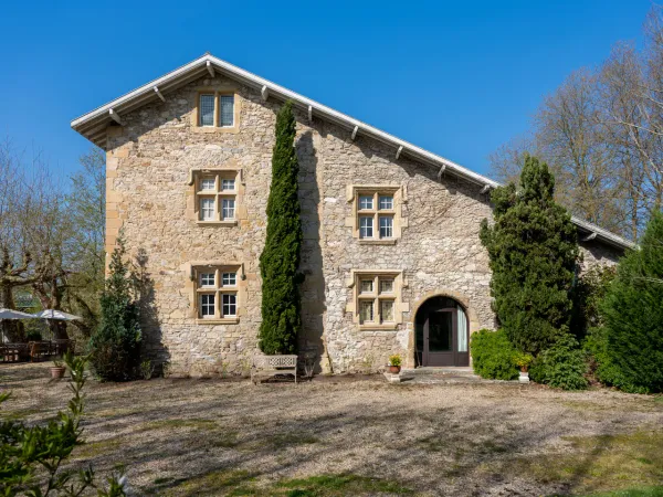 Fort de Pitres. Magnifique propriété du XIVe siècle avec piscine privée.