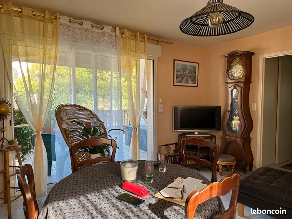 Appartement 2 pièces de 42 m² avec Terrasse