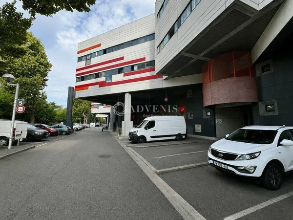 Local d'activité 1452 m²