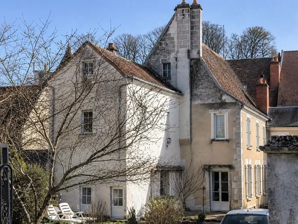 Demeure de caractère centre: historique de Loches- Investissement patrimonial