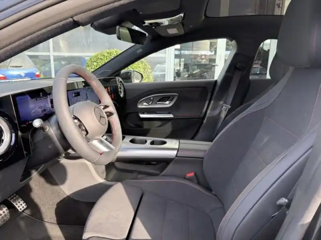Mercedes Cla 200 amg line — photo 26