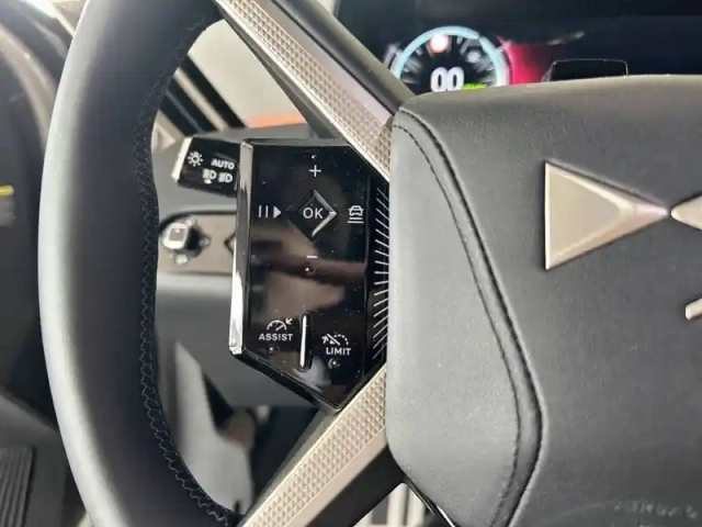 Ds N8 ds n°8 230 ch fwd standard range — photo 76