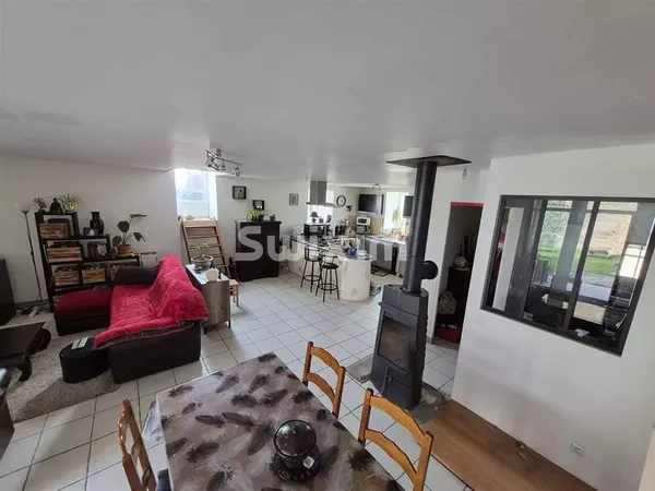 Maison 170 m² habitables avec fort potentiel - volumes rares à ce prix