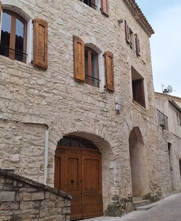 Immeuble 10 pièces 240 m²