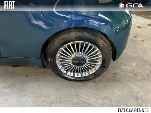 Fiat 500 e 118ch my23 — photo 4