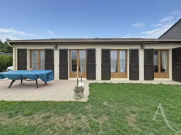 Maison de plain-pied 6 pièces 101 m²
