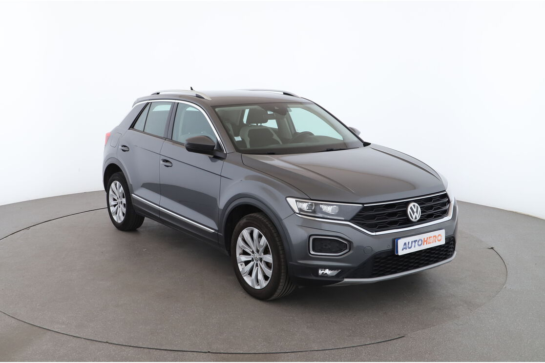 Volkswagen T-Roc 1.5 TSI EVO Carat — photo 7