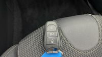 Peugeot 3008 HYBRID 225ch GT e-EAT8 — photo 16