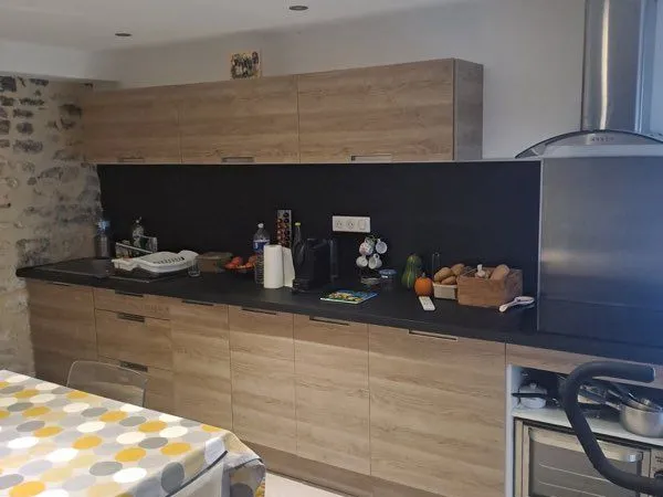 Charmant T2 en pierre renové