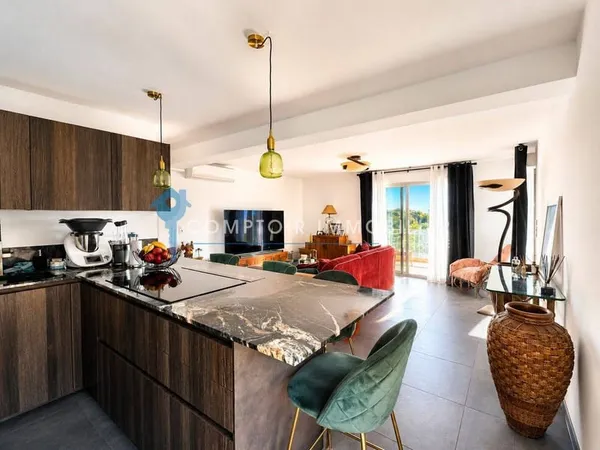 Appartement 3 pièces 77 m²