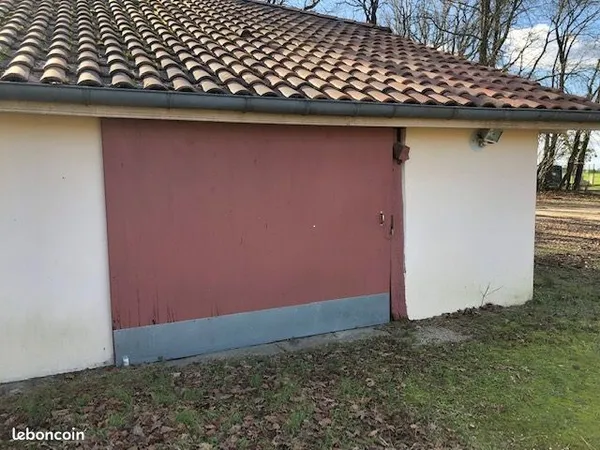 Garage disponible