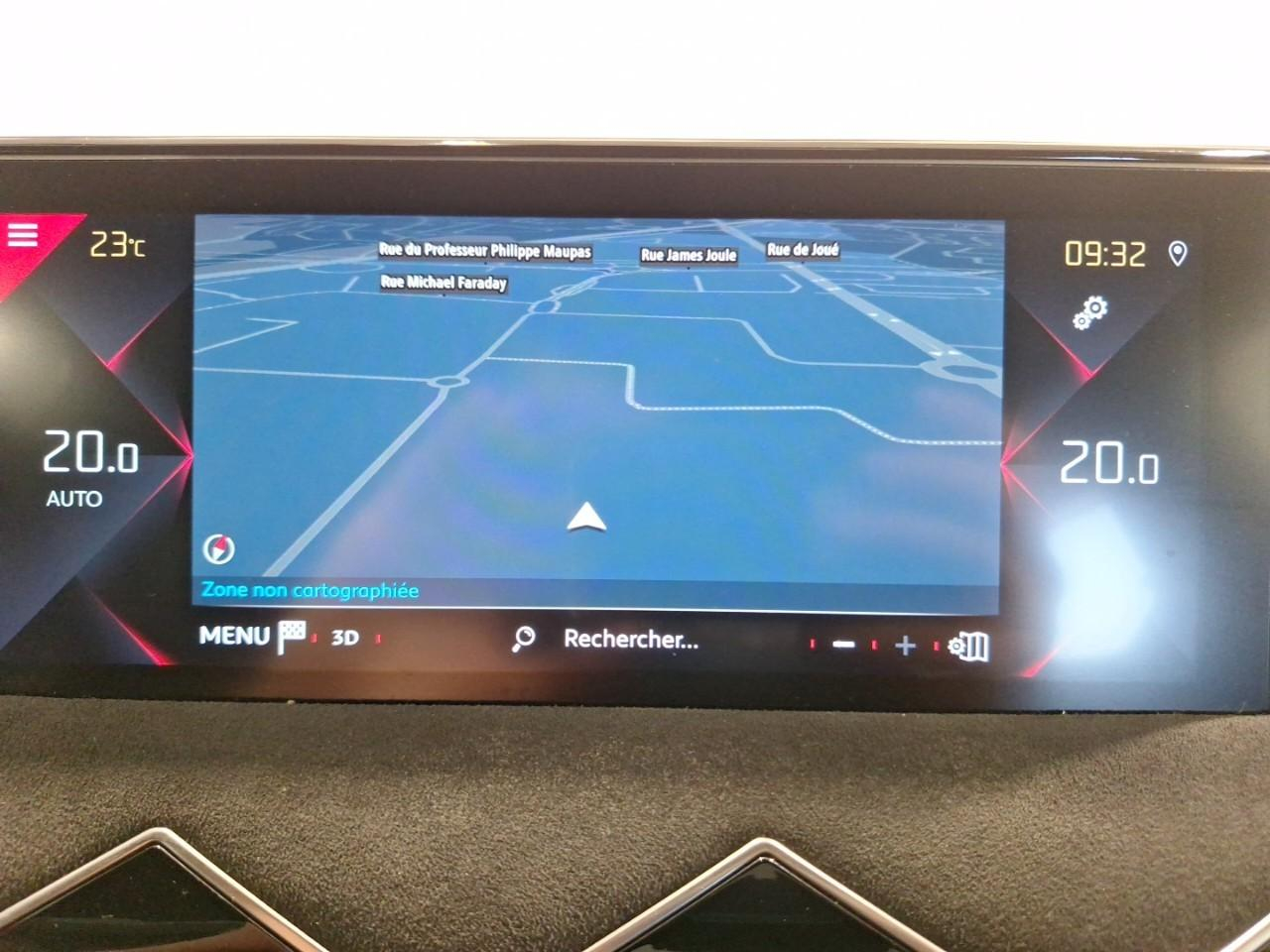 Ds Ds 3 crossback puretech 130 eat8 performance line — photo 13