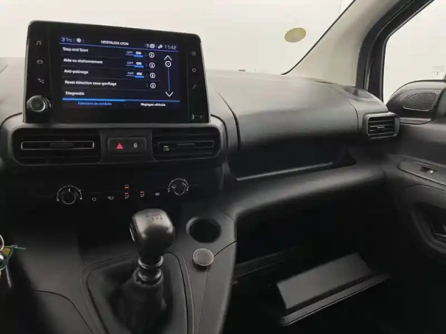 Peugeot Partner fourgon m 650 kg bluehdi 100 s&amp;s bvm6 — photo 24