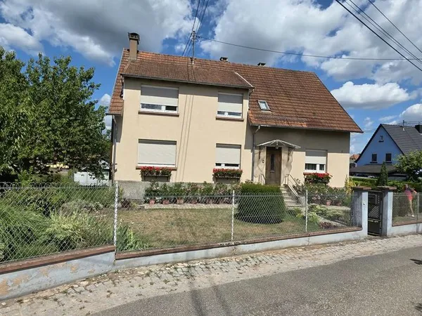 Location maison sur le 2 étages, 4 pièces 110m²