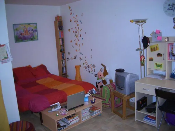 Studio 1 pièce 28 m²