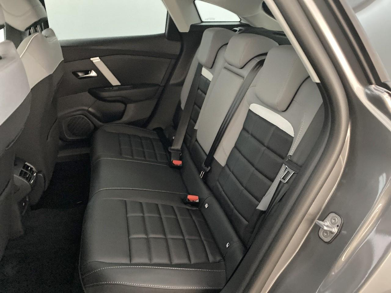 Citroën C4 hybride 145 ch e-dcs6 max — photo 10