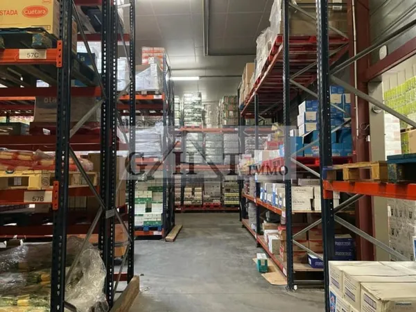 A LOUER WISSOUS UN ENTREPOT ET DES BUREAUX