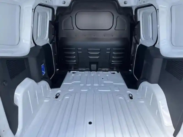 Ford Transit Courier 1.5 ecoblue 100ch limited — photo 12