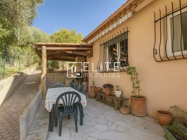Maison de plain-pied 6 pièces 116 m²