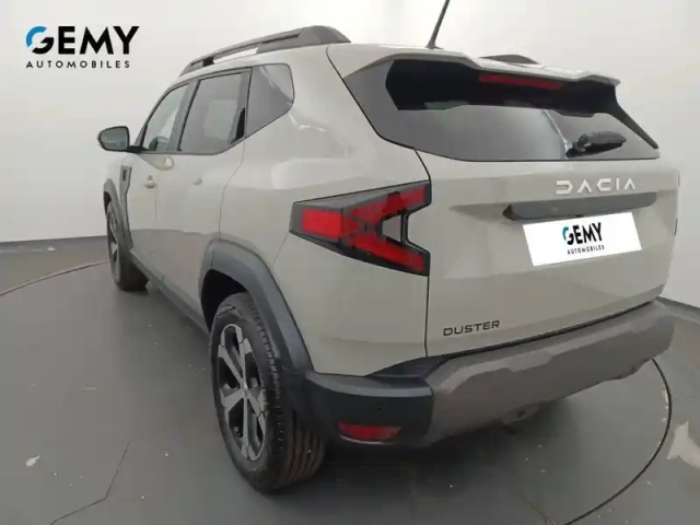 Dacia Duster eco-g 100 — photo 32