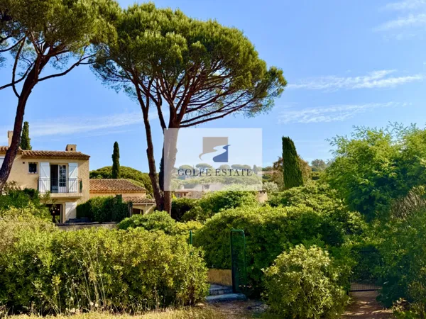 Gigaro, Baie de Valmer: mas mitoyen, 2 chambres, à 450 m à pieds