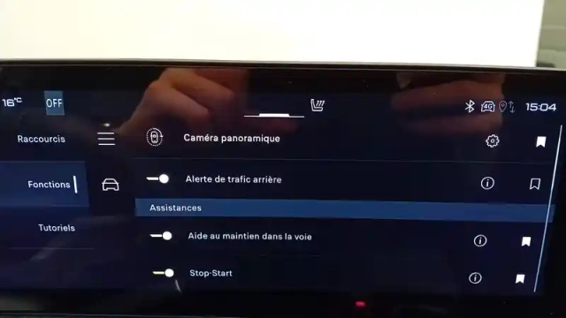 Peugeot 5008 hybrid 145 ch e-dcs6 — photo 42