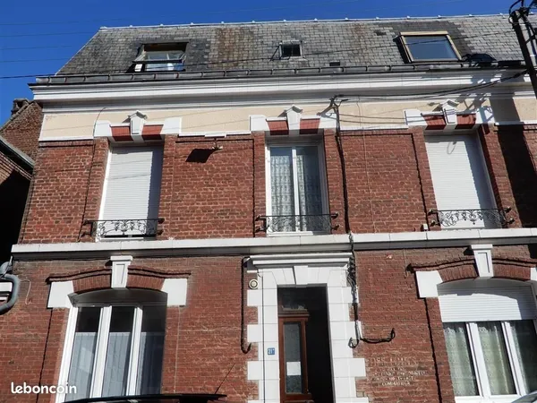Studio 1 pièce 11 m²
