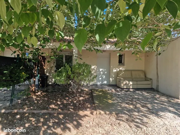 Studio meublé dans propriété privée