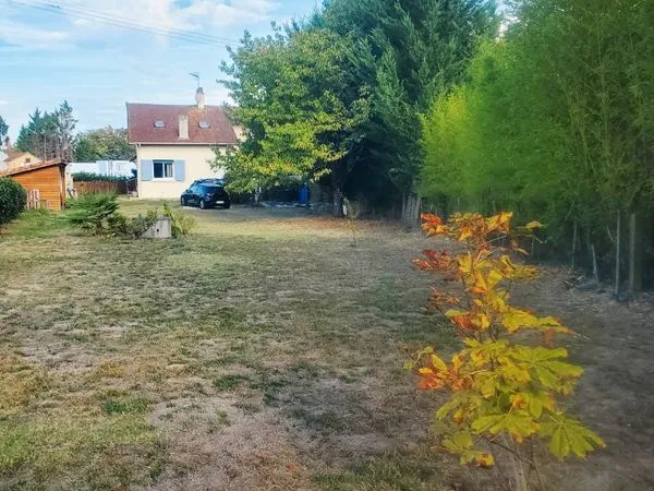 Maison 6 pièces 97m2 sur terrain clôturé 1200m2