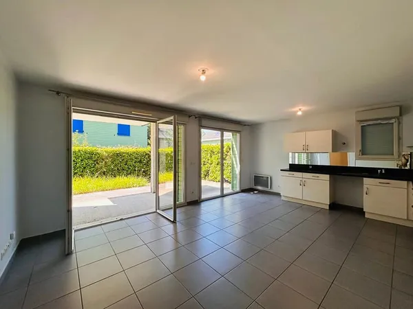 Appartement Mery 4 pièce(s) 73.92 m2