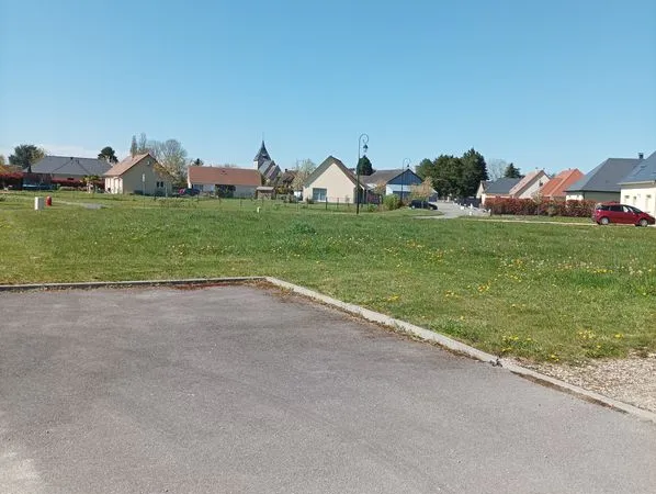 Terrain viabilisé 1 674 m² Ferrieres Haut Clocher