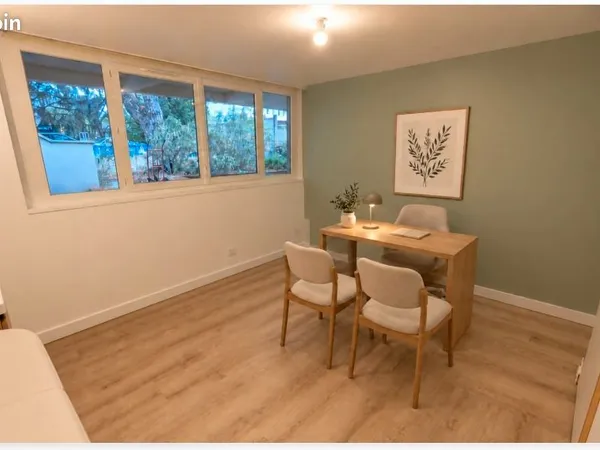 Local de 14 m² (B2 et B5)à louer sur Muret (ultra centre)