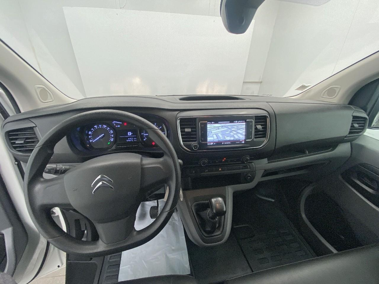 Citroën Jumpy fgn xl bluehdi 145 s&s bvm6 driver — photo 8