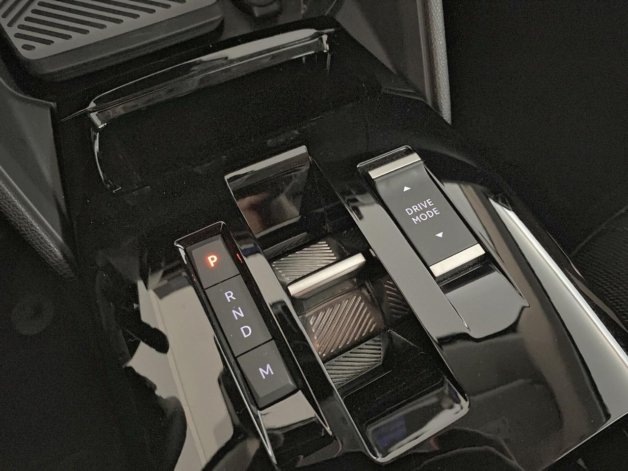 Citroën C4 hybride 136 e-dcs6 plus — photo 15