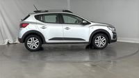 Dacia Sandero 1.0 TCe 90ch Stepway Confort — photo 4