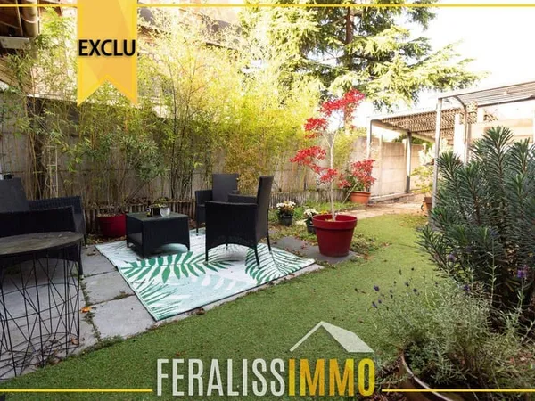 Maison de plain-pied 5 pièces 143 m²