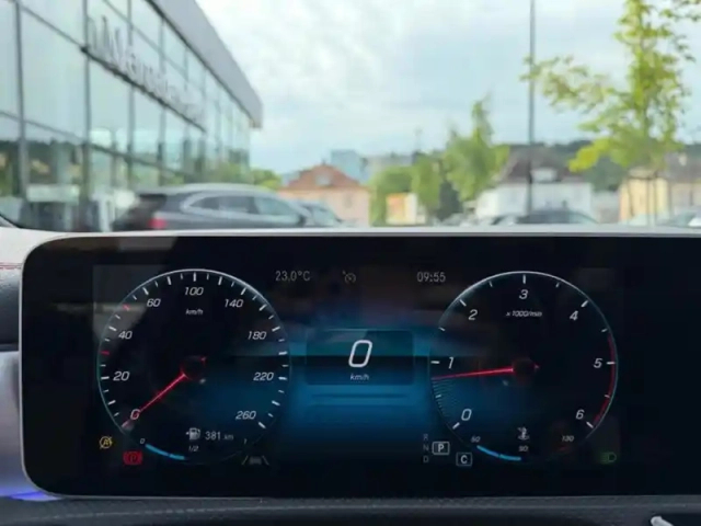 Mercedes Cla 220 d coupé amg line — photo 37