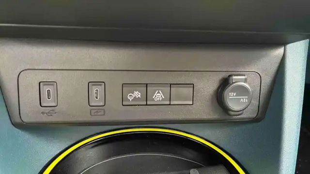 Fiat Panda grande  e 113 ch 44kwh — photo 28