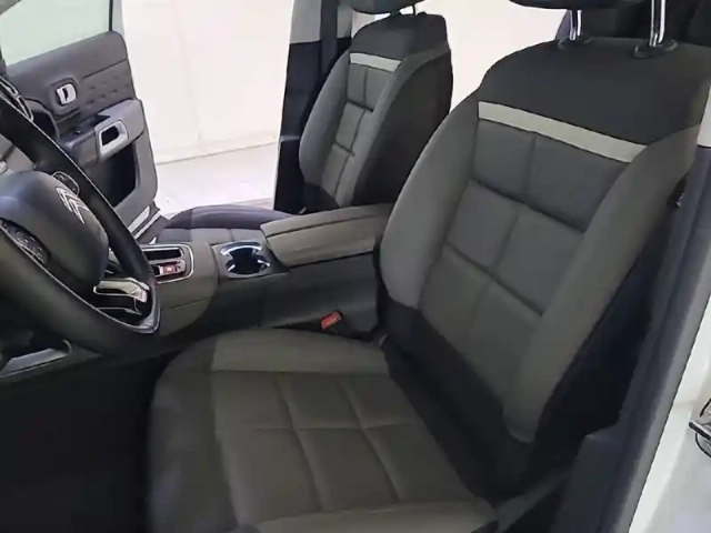 Citroën C5 Aircross hybride rechargeable 225 s&amp;s e-eat8 — photo 31