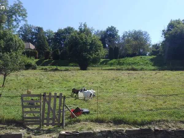 Terrain 1715 m²