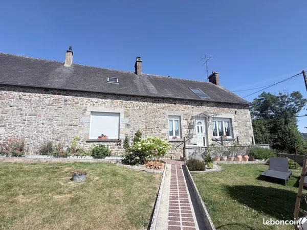 Maison en pierre - 150m2 et 1,03 ha
