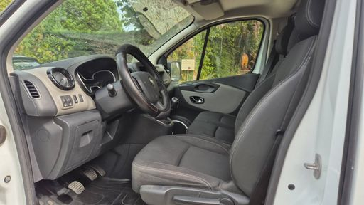 Renault Trafic 1.6 dCi 115 - Confort L1h1 – 2016 – 135456 km – Diesel – Boîte Manuelle — photo 11
