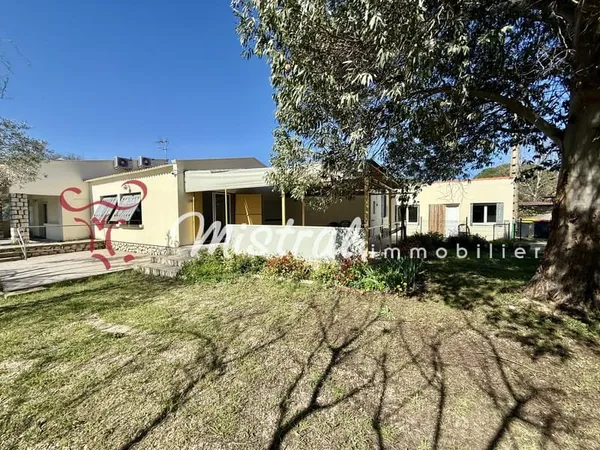 VENTE AIGUES-MORTES MAISON AVEC APPARTEMENT INDEPENDANT DE TYPE P3 NEUF