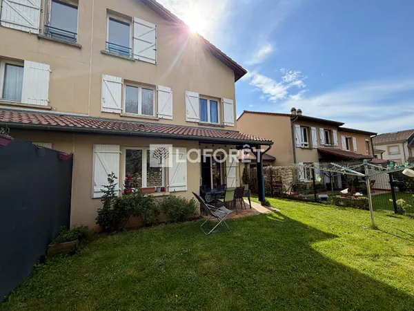 Maison 7 pièces 130 m²