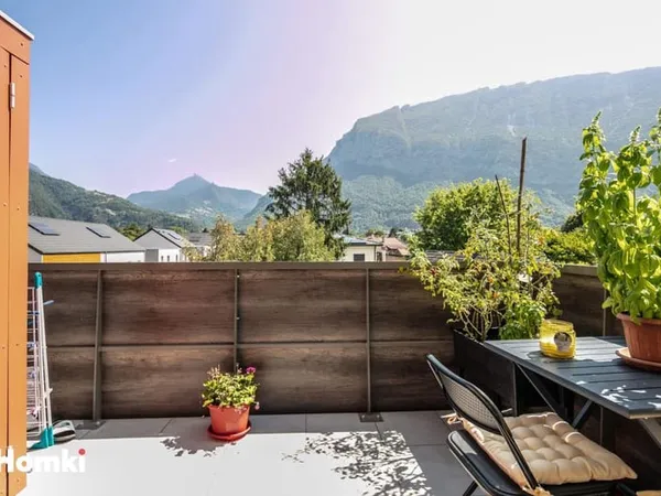 Appartement T2 de 46 m2 à Saint-Égrève 38120, Rue Lucie et Paulette Roche