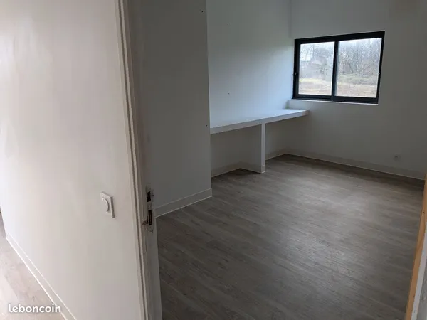 Bureaux 150 m²