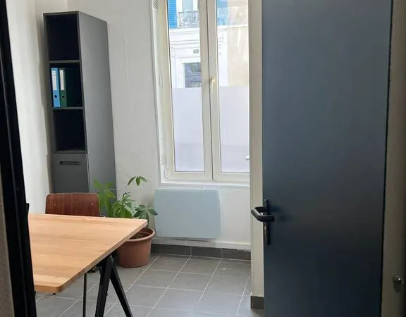 Bureau 8 m²